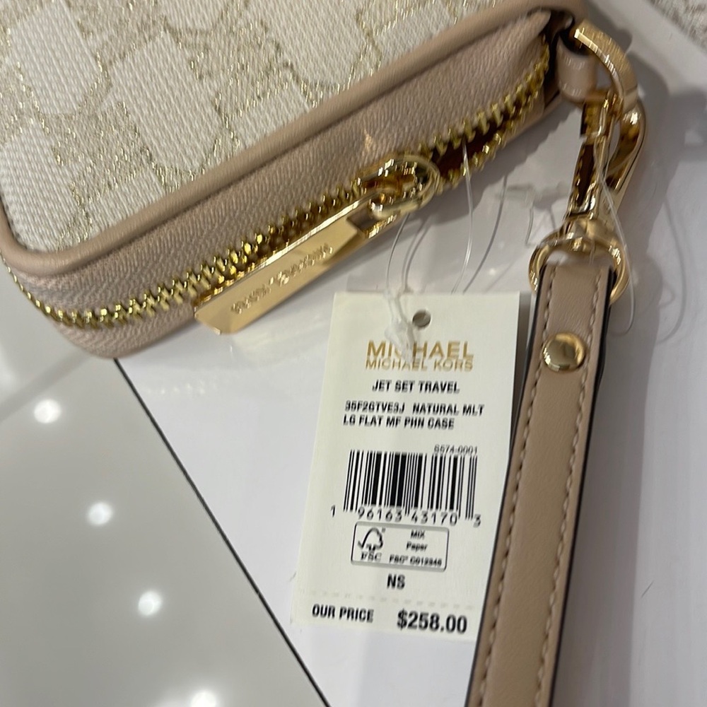 Michael Kors Jet Set Travel Large Phone Case Wristlet Wallet MK Natural Multi - Picture 2 of 16
